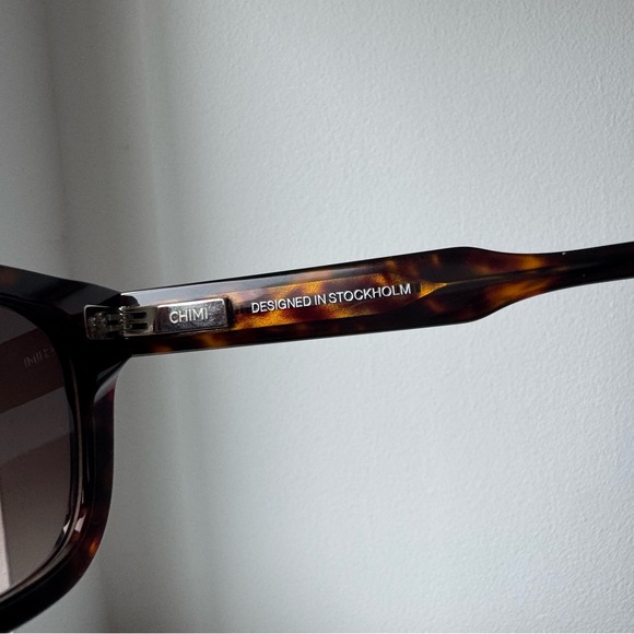 Tortoise Shell Square Sunglasses - Picture 7 of 11